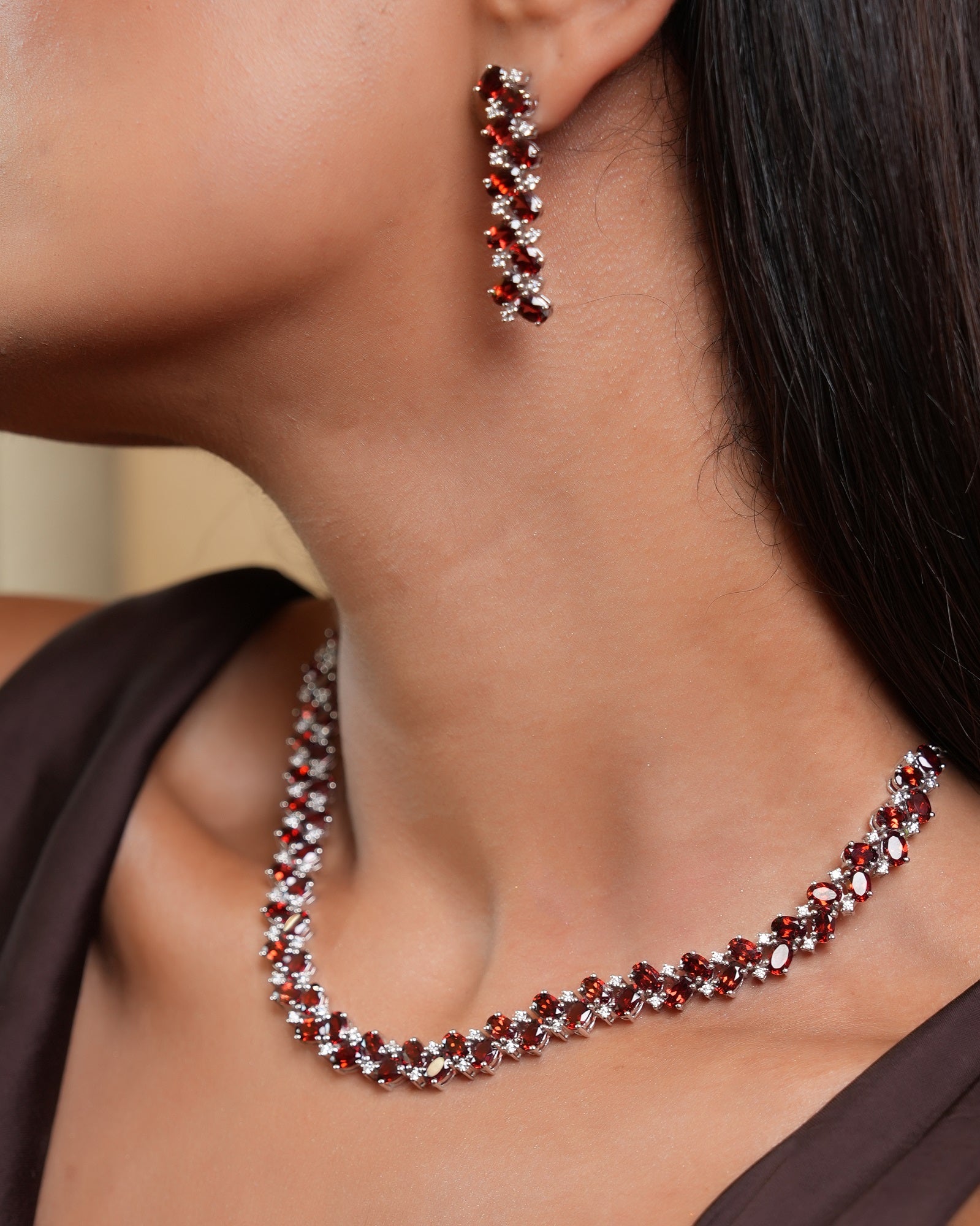 Amara Sterling Silver Garnet Necklace Set